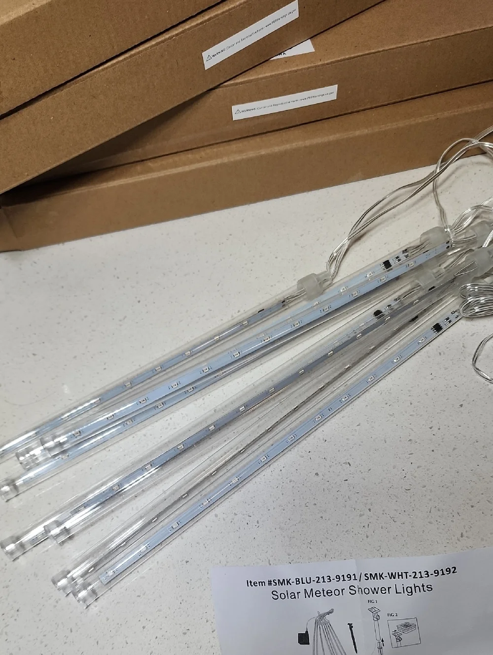 Solar LED Rain Lights Blue Solar Meteor Shower Lights New In Box 8 Tubes